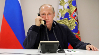 Hé lộ chiếc điện thoại bảo mật của Tổng thống Nga Putin