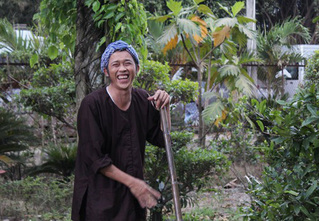 Hoài Linh: Vẻ đẹp đến từ những điều bình dị nhất