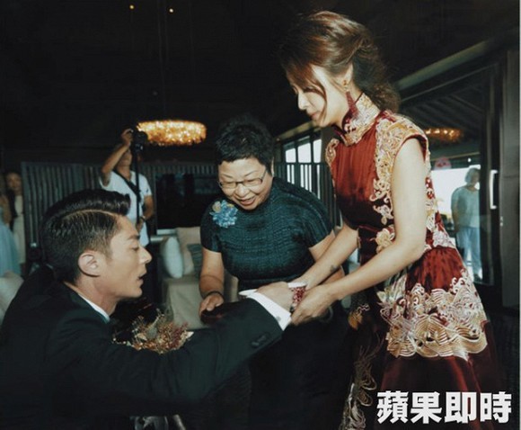 Khoảnh khắc hiếm trong lễ cưới của Lâm Tâm Như sau 4 năm được chia sẻ