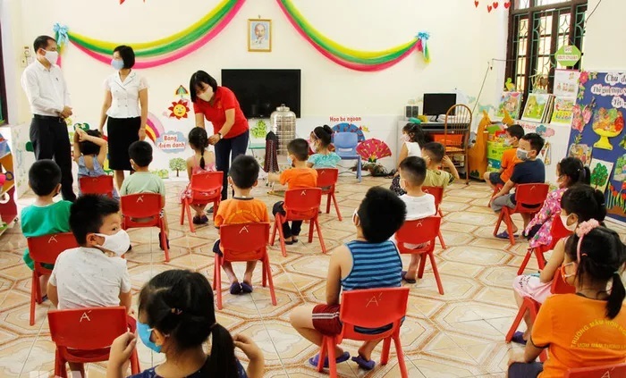 Hà Nam: An ninh thắt chặt tại các trường trong ngày đầu đi học trở lại2