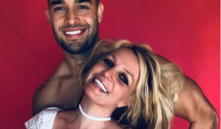 Britney Spears bị bố đẻ cấm kết hôn và sinh con với tình trẻ kém 13 tuổi