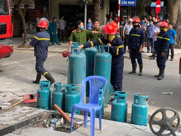Nổ bình gas tại Hà Nội khiến 3 người bị thương