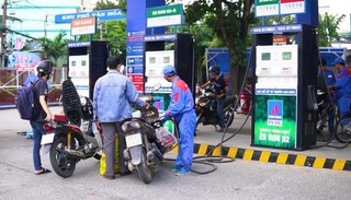 Giá xăng dầu hôm nay 18/5: Giá dầu thế giới tiếp tục tăng