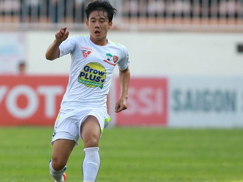Trần Minh Vương được dự đoán sẽ đá thay Văn Toàn ở trận gặp DNH Nam Định