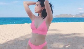 Cao Thái Hà diện bikini khoe 3 vòng nóng bỏng