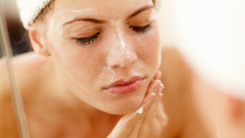 Chăm sóc da sau lăn kim tại nhà đúng cách để có làn da khỏe đẹp