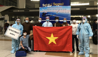 Chuyến bay đặc biệt đưa gần 340 công dân Việt Nam từ Ấn Độ về nước