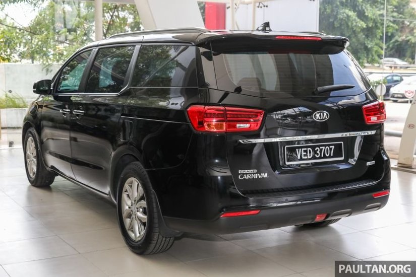 Kia Sedona 2020 bản 11 chỗ giá từ 967 triệu đồng có gì đặc biệt