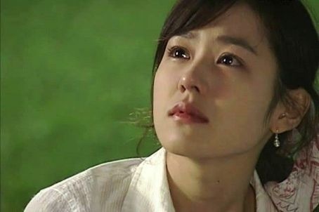 'Vượt mặt' Song Hye Kyo, Son Ye Jin được Knet bình chọn là 'Người nổi tiếng xinh đẹp từ khi còn trẻ'