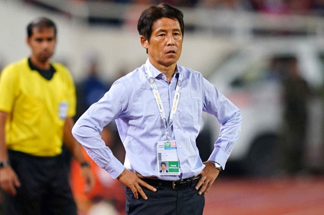 Báo Thái Lan khuyên HLV Nishino sử dụng đội hình dự bị ở AFF Cup