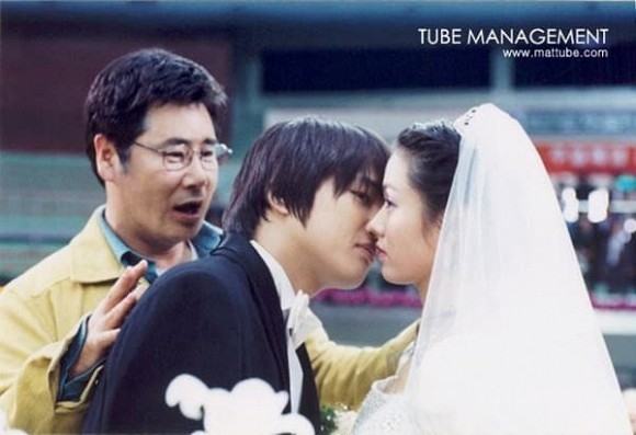 Bộ ảnh hiếm hoi 20 năm trước của Son Ye Jin bất ngờ hot trở lại