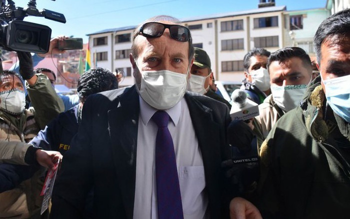Tin tức thế giới 25/5, cựu Bộ trưởng Y tế Bolivia bị tạm giam do bê bối đội giá máy thở