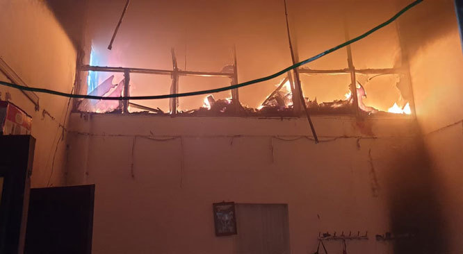 Hà Nội: Đã dập tắt đám cháy tại khu nhà tạm ở Hoàng Mai