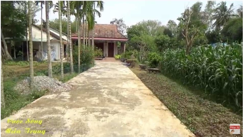 Hé lộ ngôi nhà đơn sơ của danh hài Trường Giang ở Quảng Nam