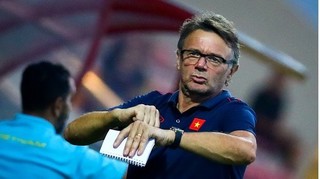 PVF thay thế HLV Philippe Troussier bằng chuyên gia người Bỉ