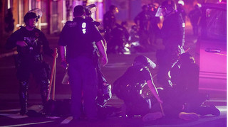 Một người biểu tình ở Mỹ tử vong vì trúng đạn của cảnh sát 