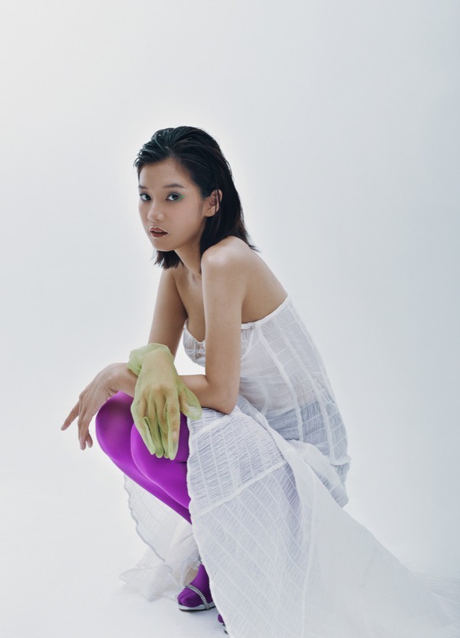 Hoàng Yến Chibi ‘chơi lớn’ khoe tạo hình trưởng thành, quyến rũ ‘bỏng mắt’