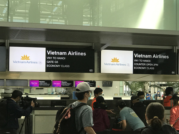 Đưa 340 công dân Việt Nam từ Mỹ về nước