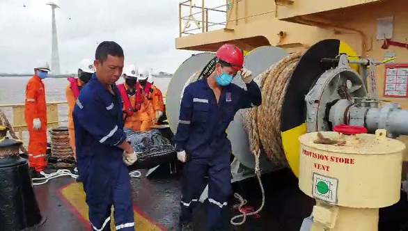 Đã tìm thấy thi thể 4 ngư dân mất tích vụ tàu cá va chạm với tàu hàng
