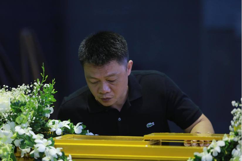 Đám tang đẫm nước mắt của MC Diệu Linh