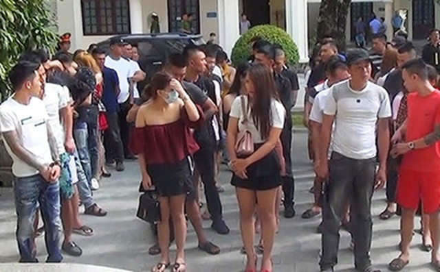 Thanh niên ở Thanh Hóa với gần 60 bạn bè mừng sinh nhật bằng ma túy