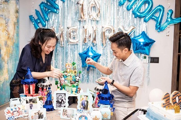 Cường Đô La và vợ cùng tổ chức sinh nhật cho Subeo, vòng 2 của Đàm Thu Trang gây chú ý