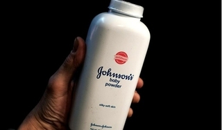 150 tổ chức phi lợi nhuận kêu gọi Johnson & Johnson ngừng bán phấn rôm Baby Powder