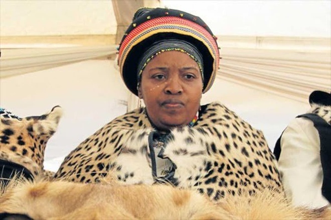 Nữ hoàng Noloyiso Sandile của Nam Phi qua đời vì Covid-19