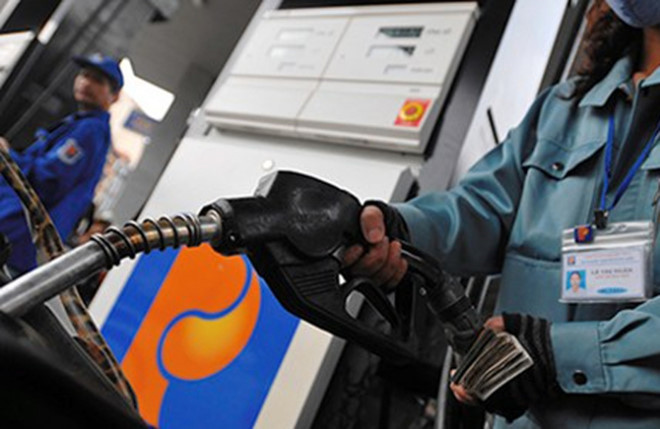 Giá xăng dầu hôm nay 18/7: Tiếp tục giảm do nhu cầu thị trường thấp