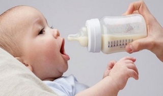 Trẻ được nuôi bằng sữa công thức có nguy cơ cao mắc bệnh béo phì
