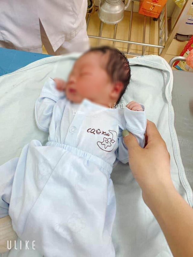 Hà Nội: 40 gia đình đến xin nhận bé trai sơ sinh bị bỏ rơi làm con nuôi