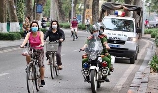 Hà Nội yêu cầu người dân đeo khẩu trang ở những nơi công cộng