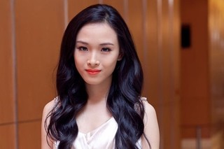 Hoa hậu Phương Nga làm đơn tố cáo 2 cán bộ Công an TP.HCM