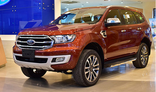 Xả tồn kho, Ford Everest giảm giá kỷ lục tại Việt Nam