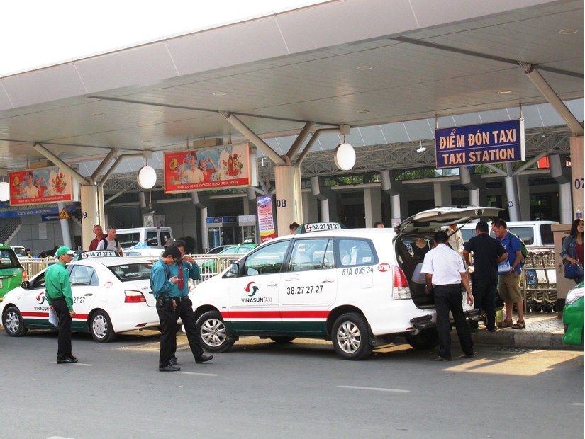 Bệnh nhân 671 ở Quảng Nam từng hai lần di chuyển bằng taxi không rõ biển số, tài xế