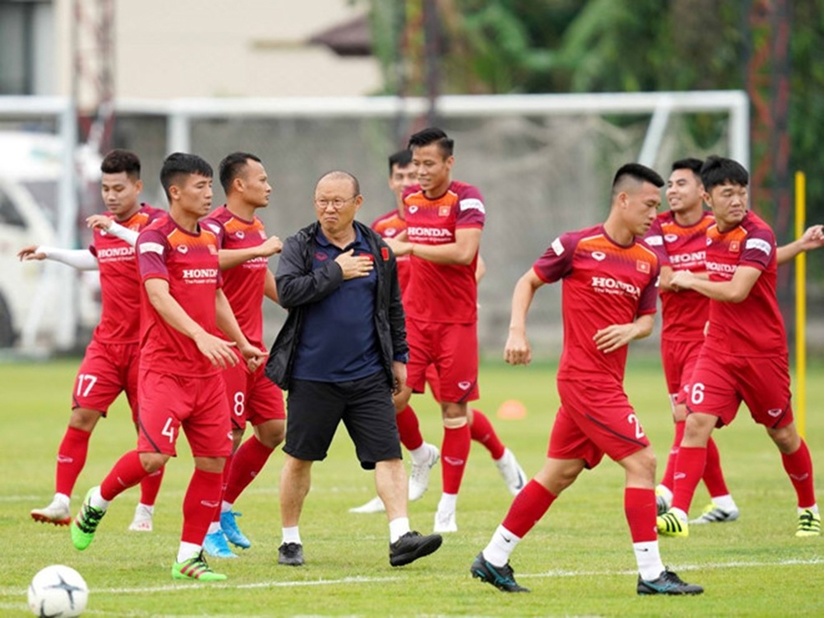 Đội tuyển Việt Nam tiếp tục lùi lịch tập trung trong tháng 8