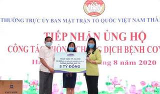 Vinamilk ủng hộ 8 tỷ đồng hỗ trợ cho TP.Hà Nội và 3 tỉnh miền Trung chiến đấu chống dịch Covid-19