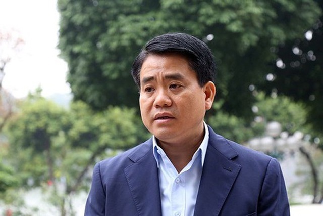 Bị đình chỉ công tác, ông Nguyễn Đức Chung chưa được xem xét tặng Huân chương