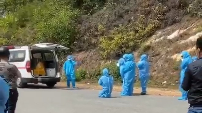 Sự thật thông tin tài xế dừng xe chở bệnh nhân Covid-19 để người nhà vái biệt