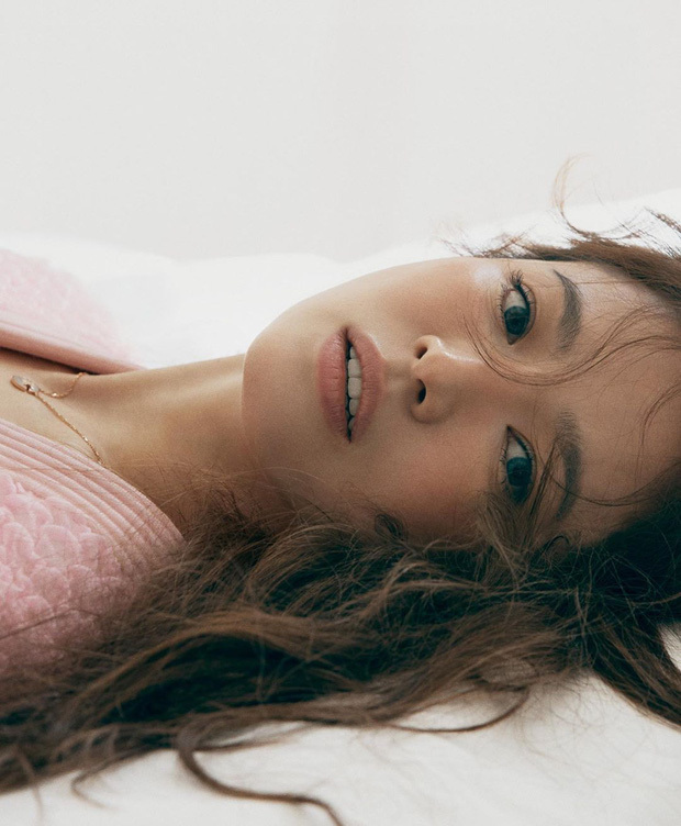 Ngọc Trinh bê nguyên concept chụp ảnh của Song Hye Kyo 