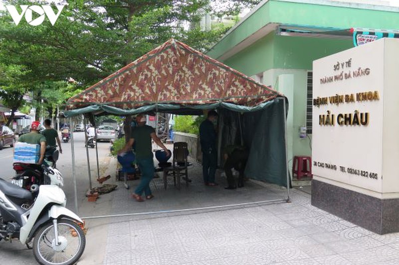 Đà Nẵng gỡ lệnh cách ly Bệnh viện Hải Châu, hơn 300 người được về nhà