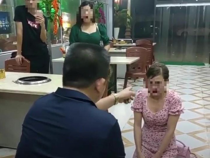 Cô gái bị chủ quán Nhắng nướng tại Bắc Ninh bắt quỳ gối xin lỗi chính thức lên tiếng