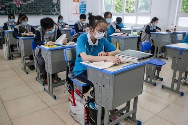 Trung Quốc: Sau 8 tháng Vũ Hán mở cửa đón sinh viên nhập học trở lại