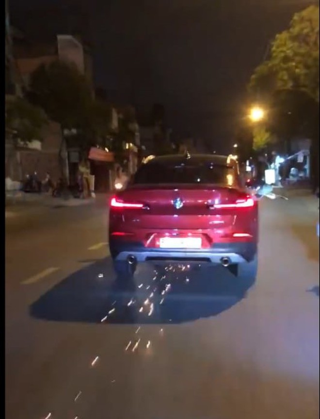 Tước bằng lái nữ tài xế xay xỉn lái BMW gây náo loạn đường phố