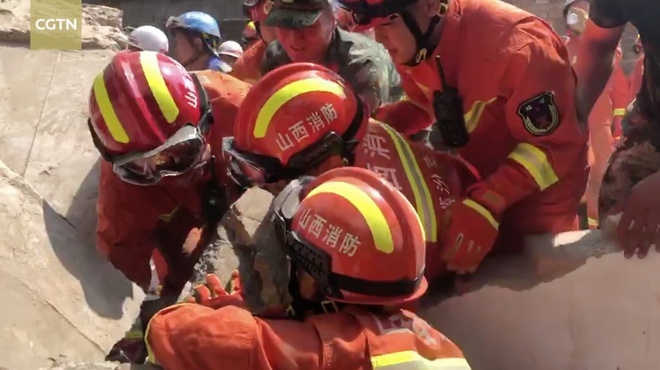 Sập nhà hàng tại Trung Quốc, 45 người thương vong