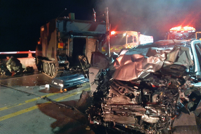 Bốn người Hàn Quốc tử vong vì đâm vào xe bọc thép quân đội Mỹ