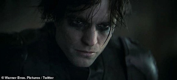 Robert Pattinson nhiễm Covid-19, bom tấn 'Người dơi' phải dừng quay