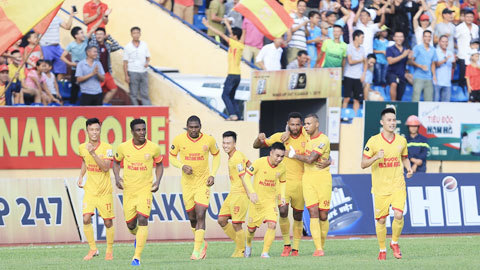 DNH Nam Định chuẩn bị so tài với đội bóng mạnh của giải hạng Nhất là Phố Hiến