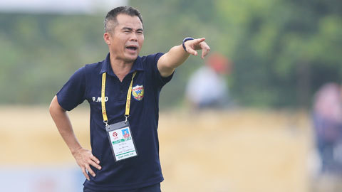 HLV Phạm Minh Đức thận trọng trước trận đấu với Than Quảng Ninh