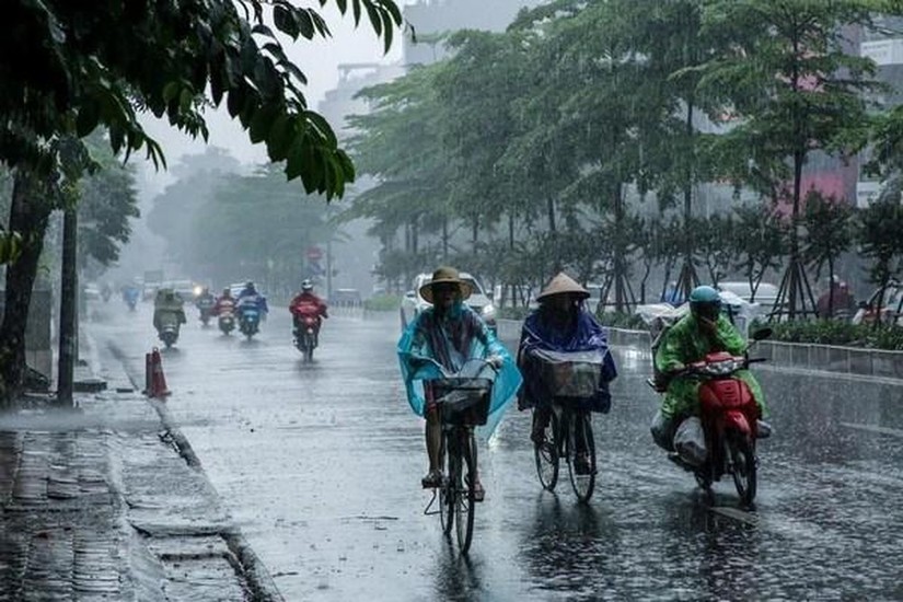 Đêm nay, Bắc Bộ ngày giảm nhiệt, chiều tối mưa giông